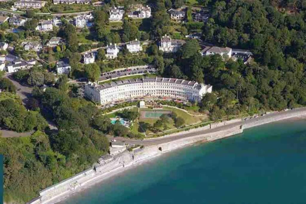 **Sunny And Bright, Thatchers Rock One Bed Beach Front Apartment*** Torquay Exterior foto
