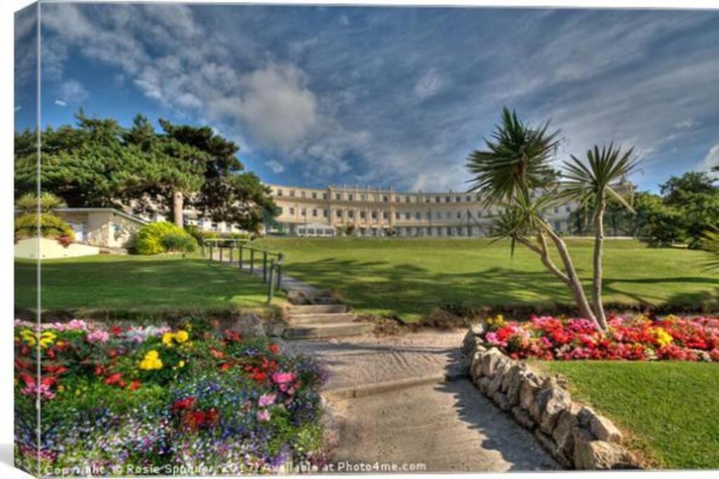 **Sunny And Bright, Thatchers Rock One Bed Beach Front Apartment*** Torquay Exterior foto